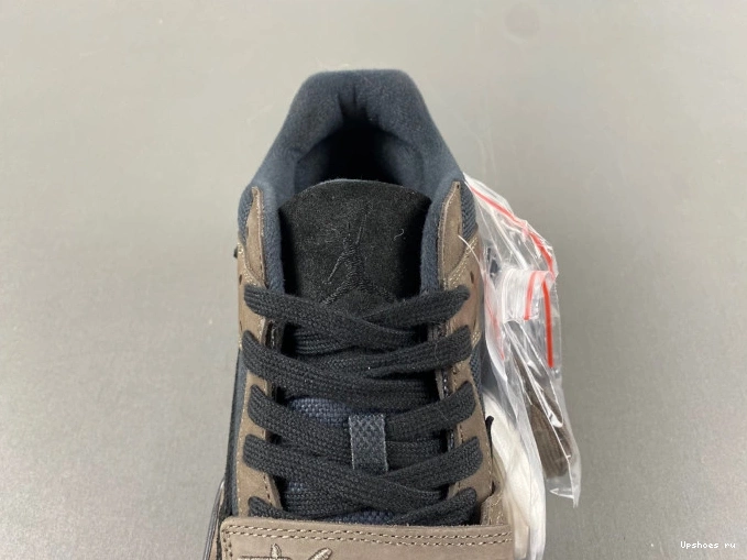 Travis Jumpman TR Jack Jordan Scott 0212